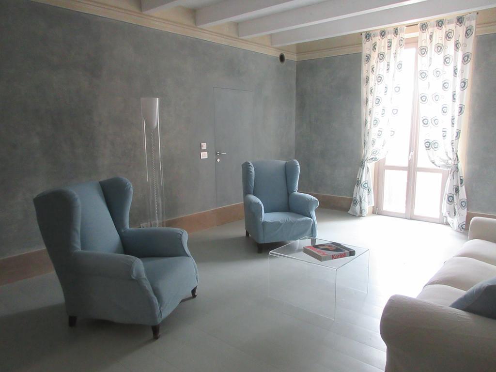 Agriturismo Laura Farm stay *